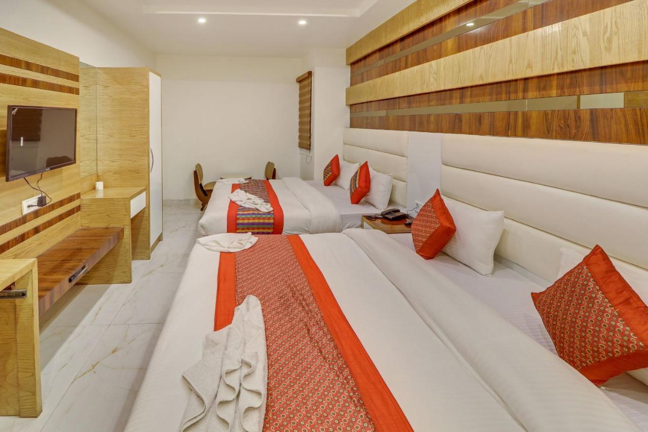 Hotel York Legacy -3 Minutes Walk From New Delhi Railway Station 'The 5 Star Ambience' Newly Built ภายนอก รูปภาพ