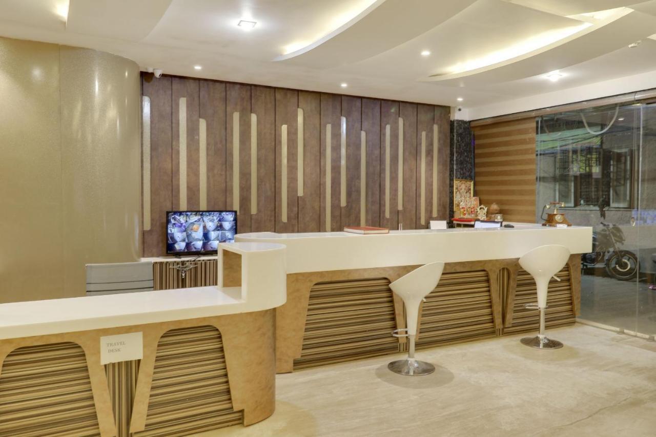 Hotel York Legacy -3 Minutes Walk From New Delhi Railway Station 'The 5 Star Ambience' Newly Built ภายนอก รูปภาพ